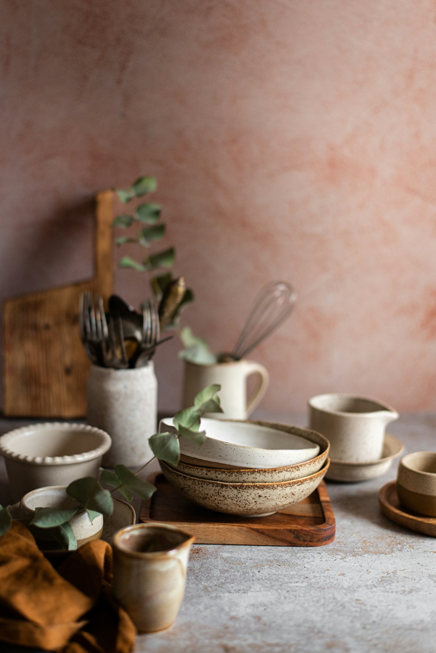 Home & Kitchenware